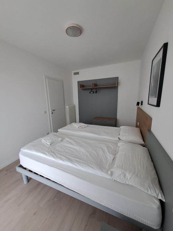 Appartamenti Elisabeth Brenzone sul Garda Exterior foto